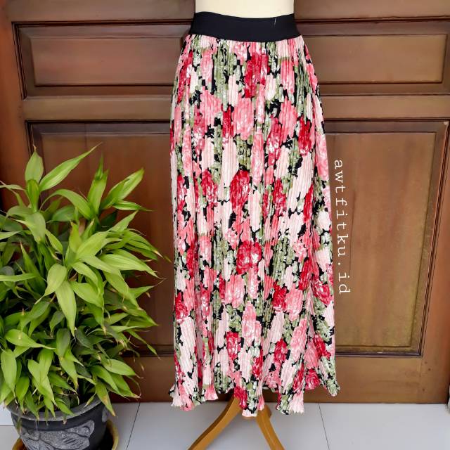 ROK PLISKET BUNGA IMPORT