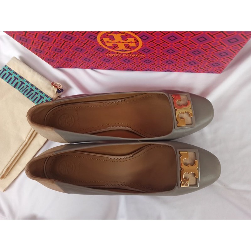tory burch gigi 55MM round toe pump size 8 (39) preloved