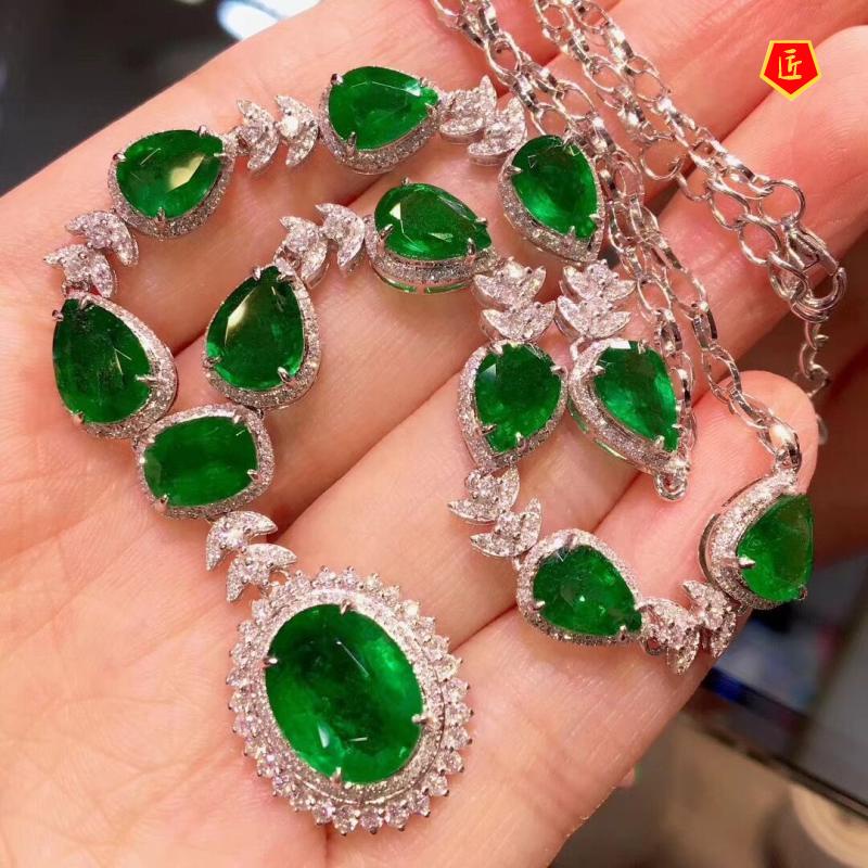 [Ready Stock]Emerald Necklace with Diamonds Fashion Luxury High-End