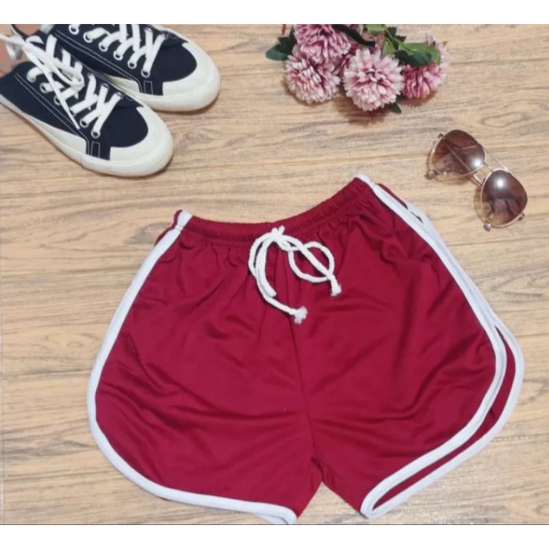 CELANA PENDEK WANITA/HOTPANTS MUNIKO POLOS