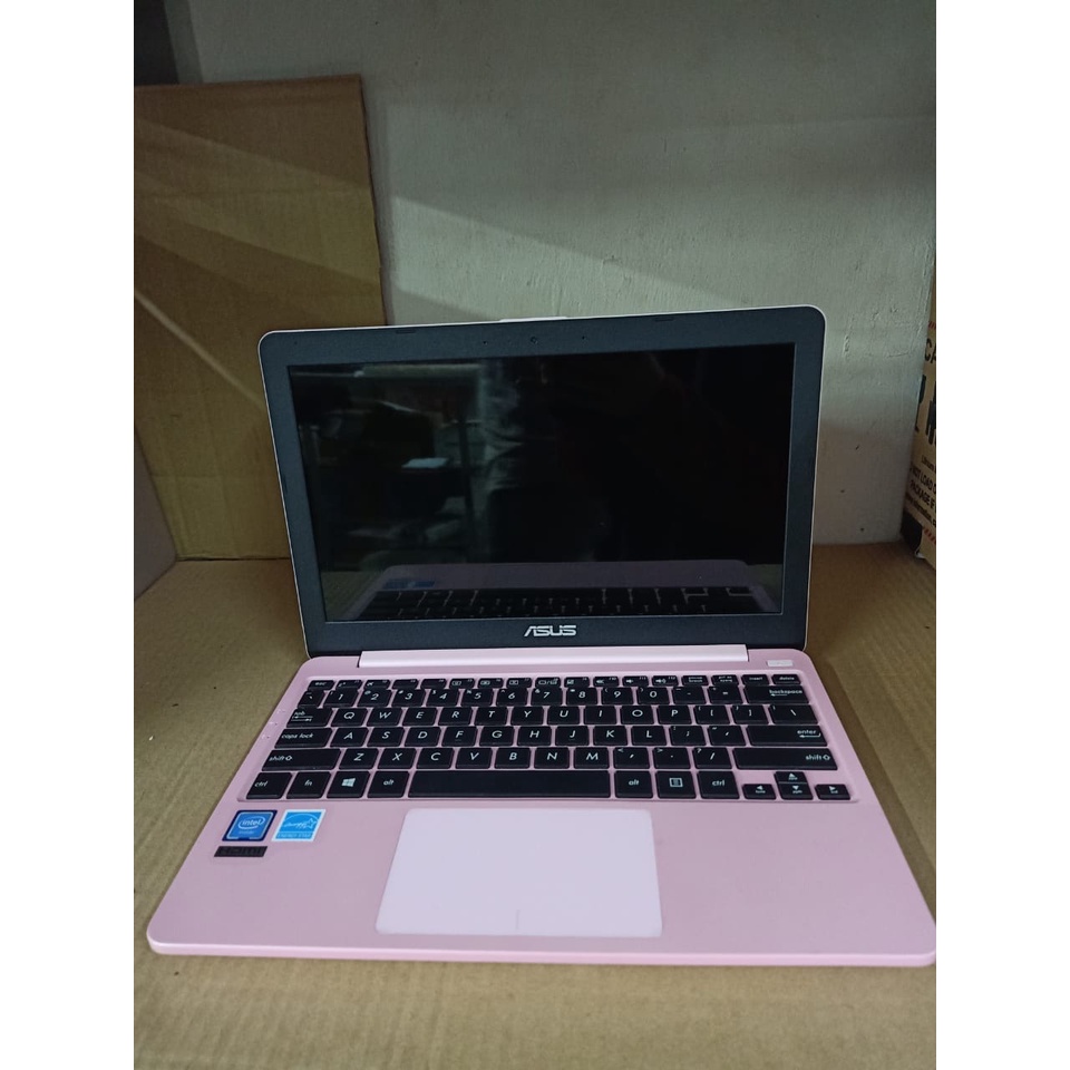 NOTEBOOK ASUS E203 RAM 4GB SSD 128GB WINDOWS 10