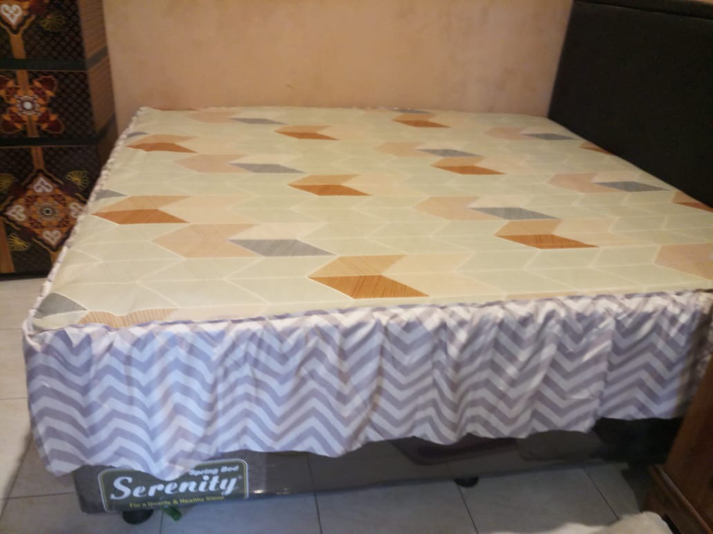 Sprei Rumbay Kintakun Dluxe Ukuran 180x200 Motif Minimalis