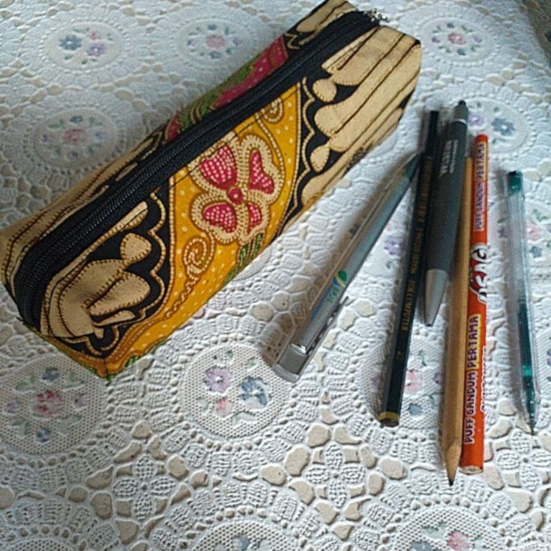 

souvenir case tepak kotak pencil atk versi batik 20cm x 5cm x 5cm