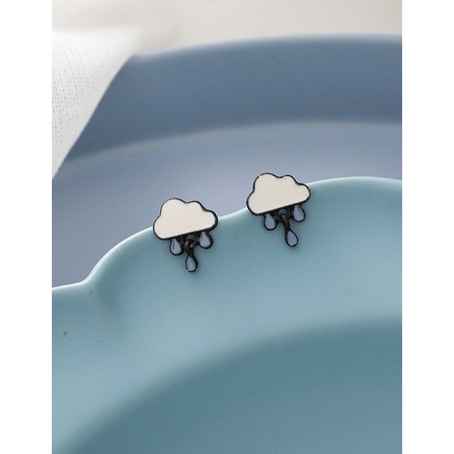 LRC Anting Tusuk Fashion White Little Clouds Rain Drops Dripping Oil Alloy Earrings K90529