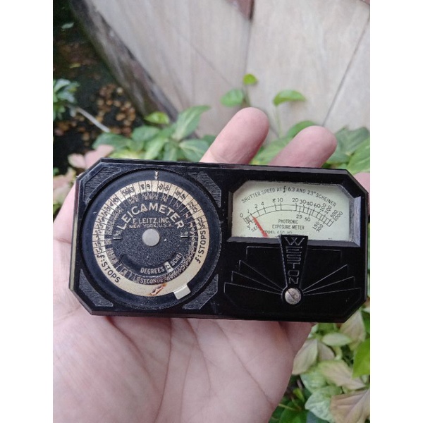 leitz leica meter weston light exposure meter