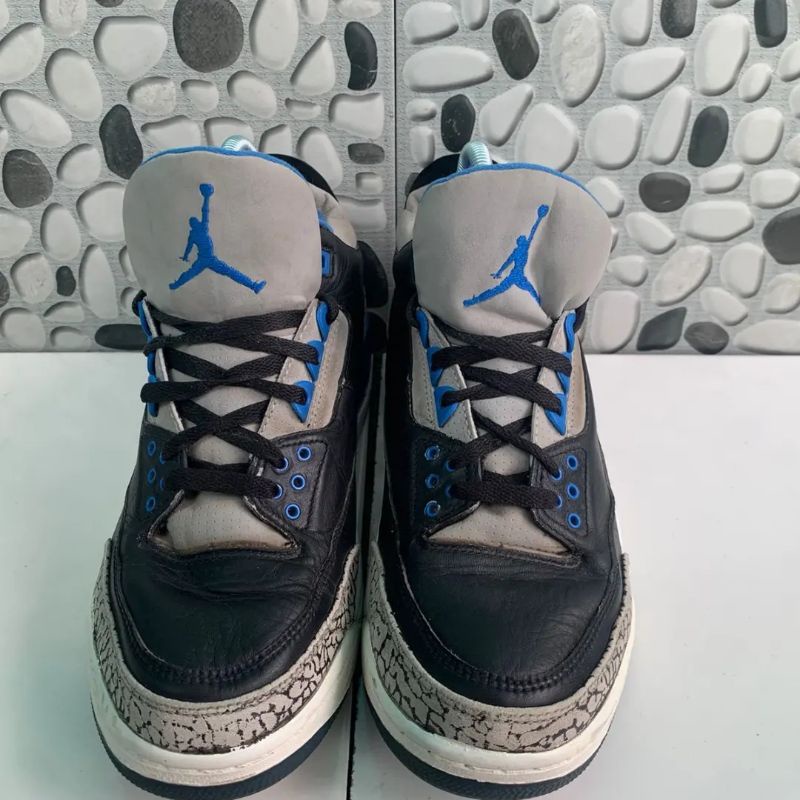 Sepatu second Nike Air Jordan 3 Retro