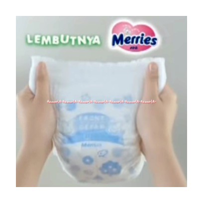 Merries Pants L Isi 30 diapers celana dari bahan berkualitas dan berdaya serap tinggi L30