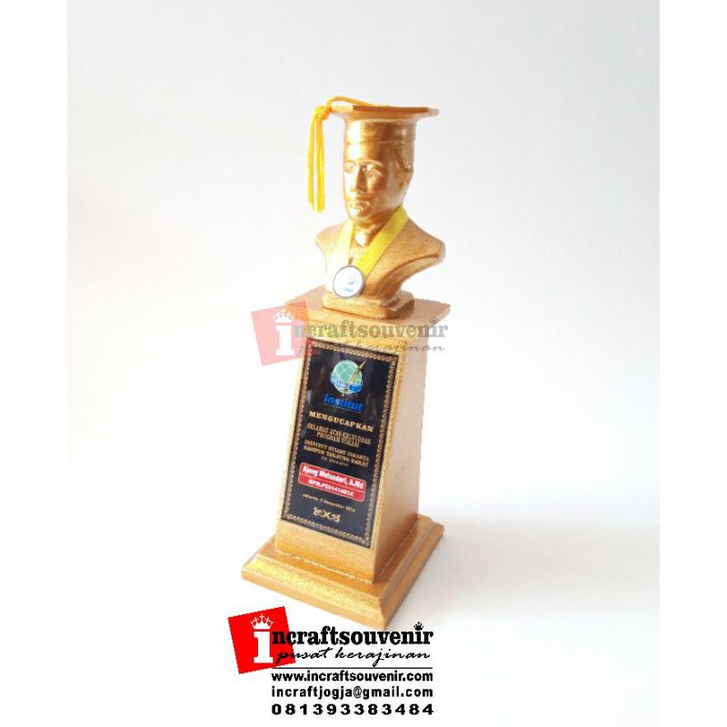 Plakat / Souvenir wisuda Resin