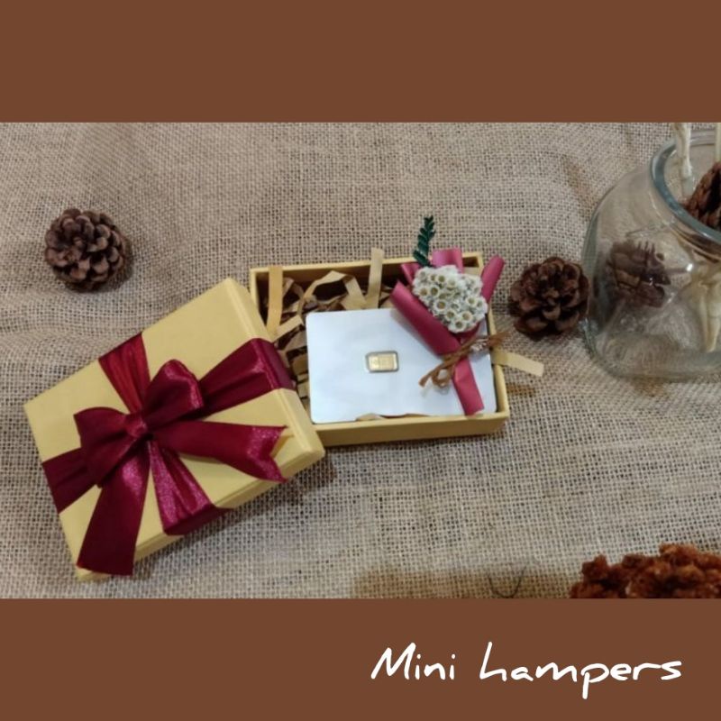 

KOTAK KADO KECIL ,BOX Logam mulia ,LM, hampers/gift,hadiah