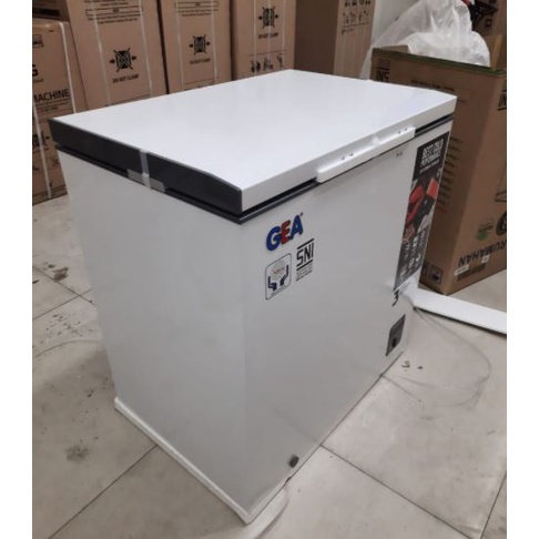 GEA CHEST FREEZER AB-208