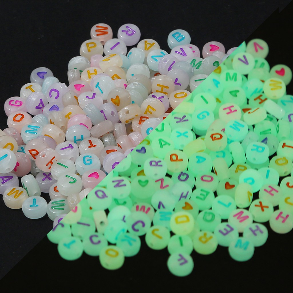 100pcs / Lot Manik-Manik Huruf Alfabet Luminous Bahan Akrilik Untuk Membuat Perhiasan Gelang Kalung Handmade Diy