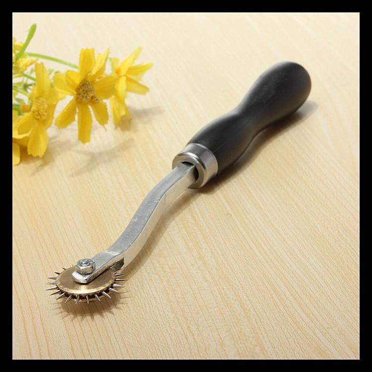 

Leather Craft Over Stitching Wheel Alat Pembuat Tanda Sobek Porporasi Promo Murah