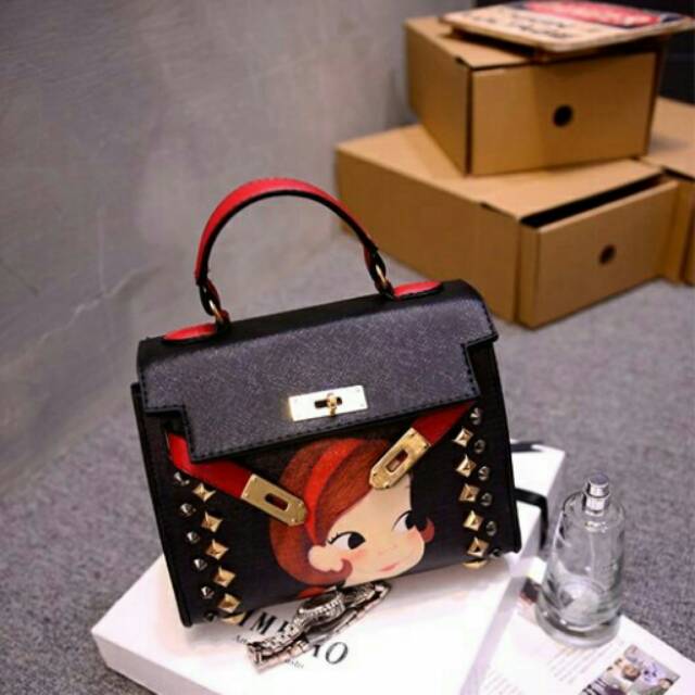 

A label sale tas lokal