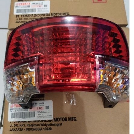 Stop lamp vega r lama f1zr original 100%
