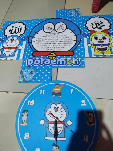 Walldecor Kaligrafi Terpisah Doraaemon