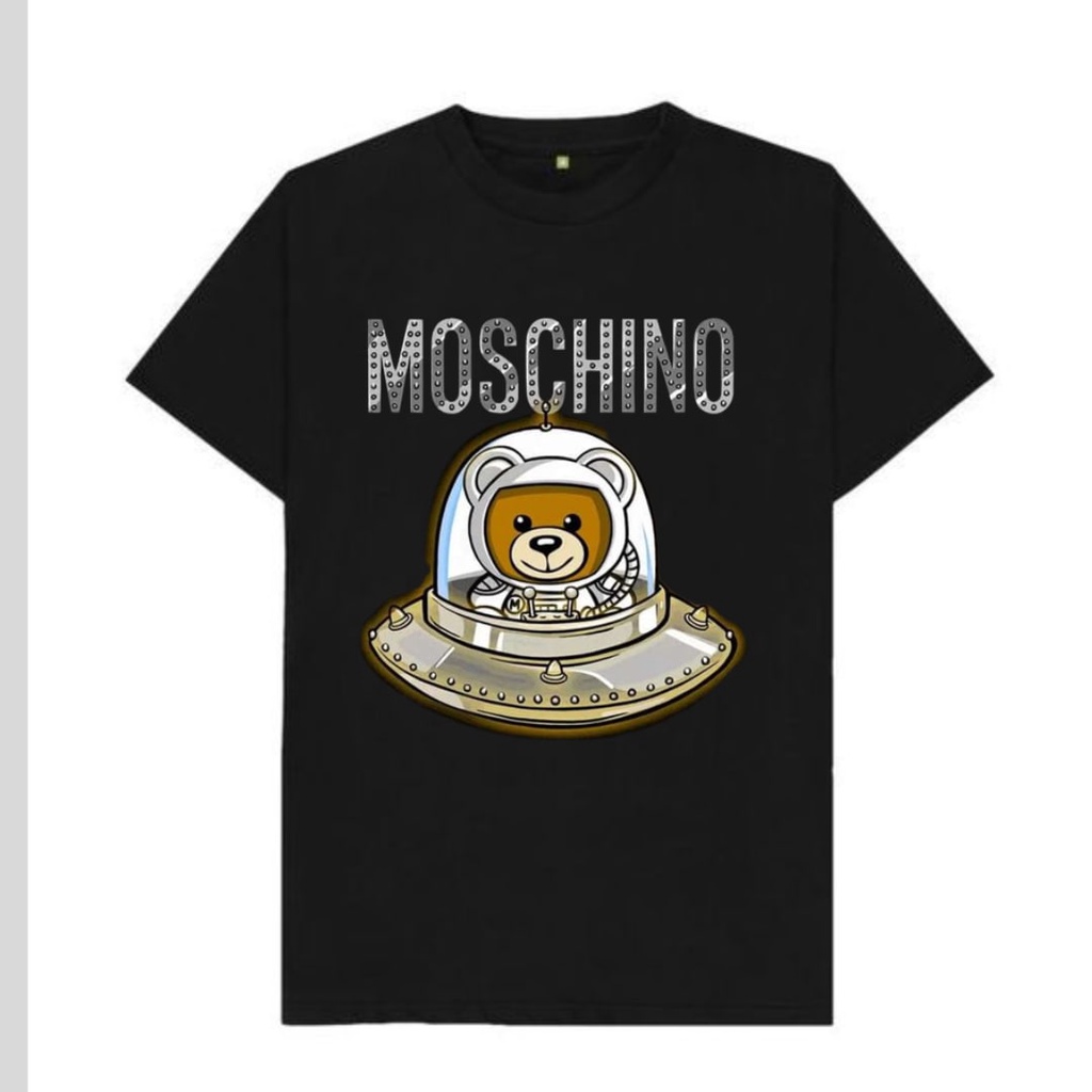 Clothing May - Kaos Moschino Uvo Kaos Koas Dewasa Anak Karater Distro Kekinin T Shirt Tshirt T-Shirt Premium Murah Unisex Wanita Perempuan Pria Laki-Laki Cowok Cewek Bahan Cotton Combed 30S Katun Kombed Sablon Dtf Murah Premium Oversize Kaus Oblong