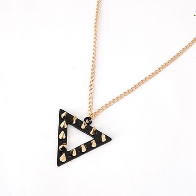 LRC Kalung Wanita vintage persoanlity triangle shape rivet C04461X