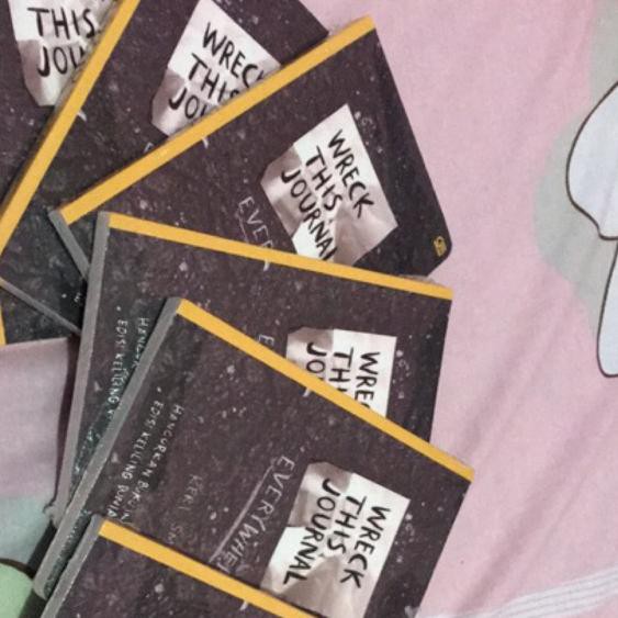 [SALE] Wreck This Journal Everywhere Keri Smith CURI FOTO KAMI TANPA IZIN KAMI PENJARAKAN - Siap Kir