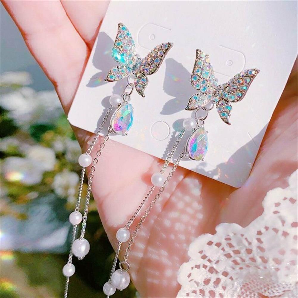 Anting Rantai Panjang Desain Kupu-Kupu Aksen Mutiara Warna Ungu Silver Untuk Wanita Butterfly