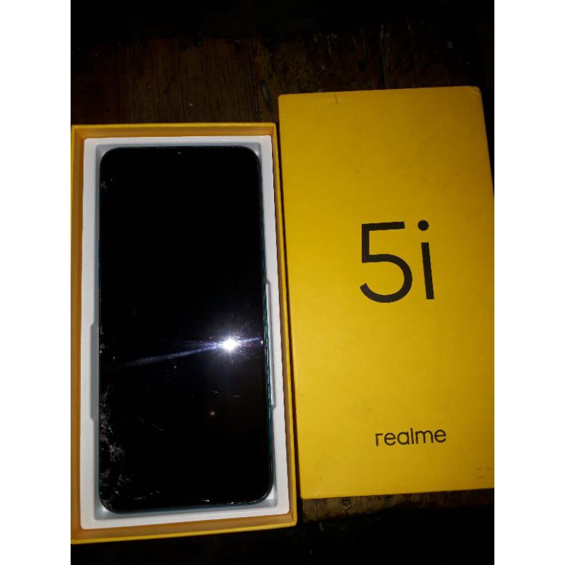 realme 5i matot