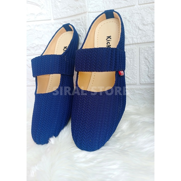 Sepatu Selop Wanita Bahan Rajut Warna Navy
