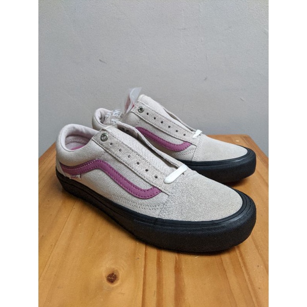 (BNIB) ORIGINAL Vans Old Skool Pro - Rainy Day / Mellow Nauve