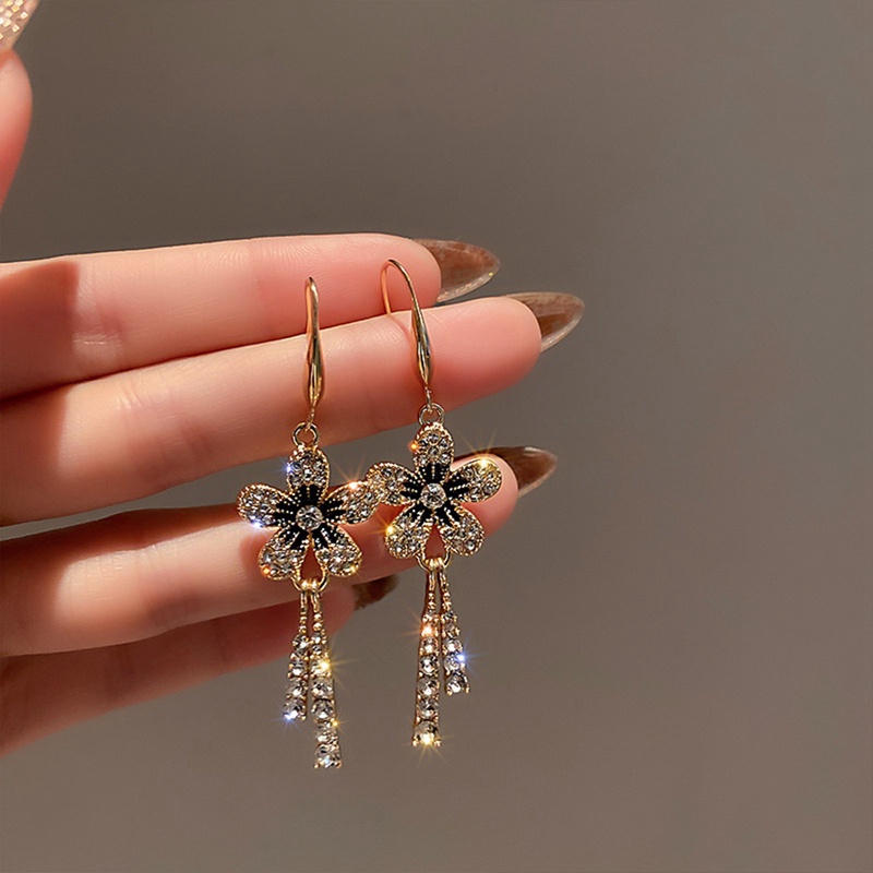 Anting Stud Rumbai Panjang Desain Bunga Gaya Elegan