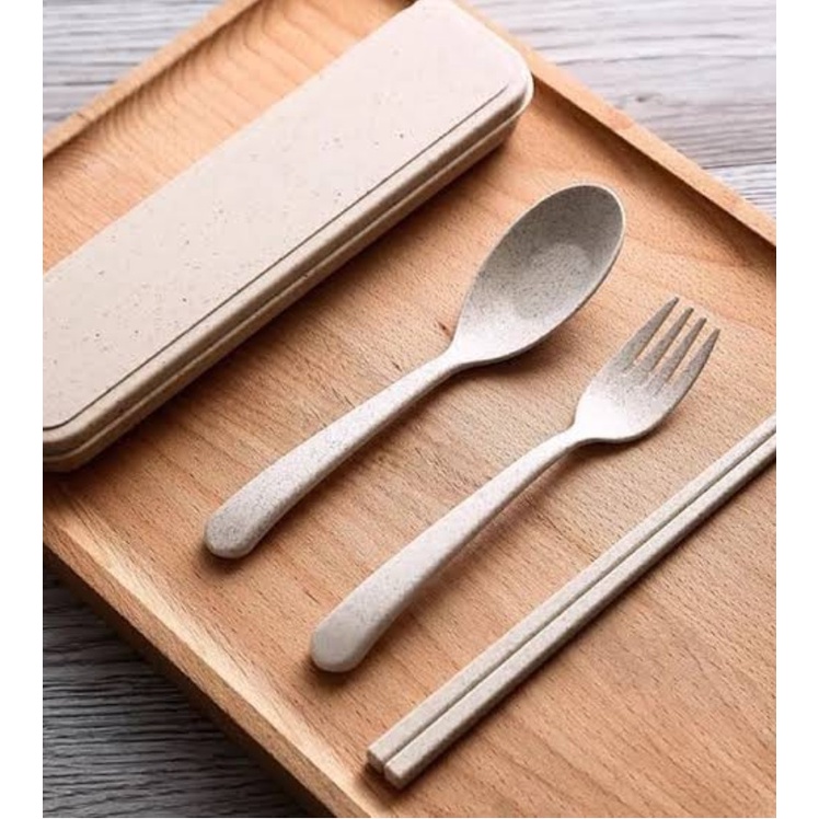 Sendok Set Jerami Souvenir Korean Sumpit Travel Gandum Unik Alat Makan Kado Lunch Box Kotak Makan-CREAM