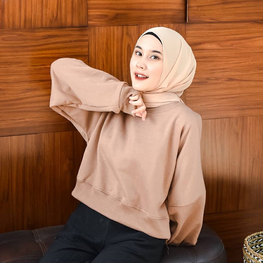 OVER SIZE CROP SWEATER CREWNECK WANITA BEST QUALITY