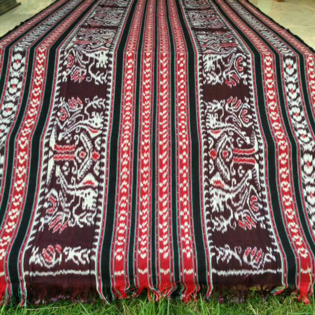 TENUN IKAT ANTIK ASLI JEPARA MOTIF DAYAK (13)