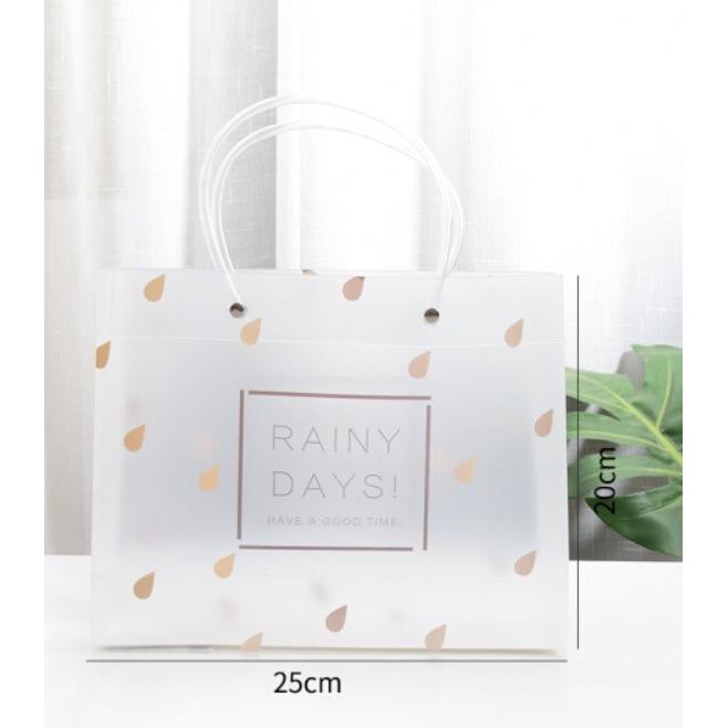 

Kantong Tenteng Plastik Kantong Hadiah PVC 25x8x20cm 319-286