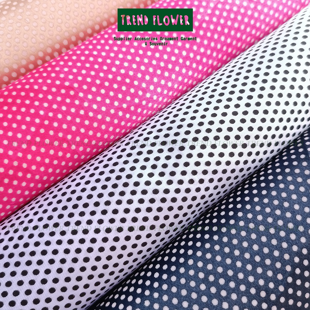 Kain satin polkadot tul putih per meter bahan pakaian wanita hijab jilbab muslim bergo
