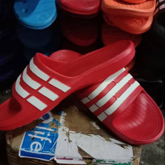 Sandal slop adidas