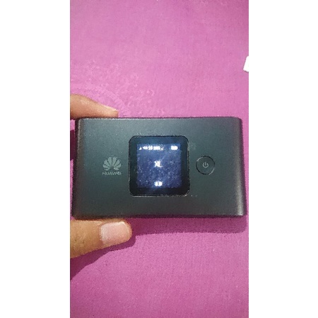 Huawei E5577BS-937 4G LTE Mobile WiFi - Hotspot Mudah Digunakan, Hitam