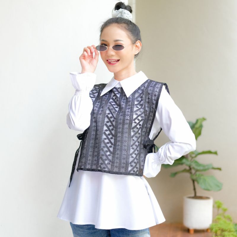 QYU BLOUSE by Loona.scarves | Blouse Putih Katun Toyobo Mix Vest Brokat Modern