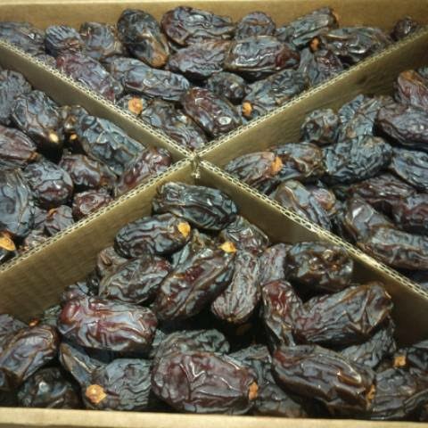 

BURUAN BELI - KURMA MEDJOOL DATES PALESTINE JUMBO/KURMA MURAH