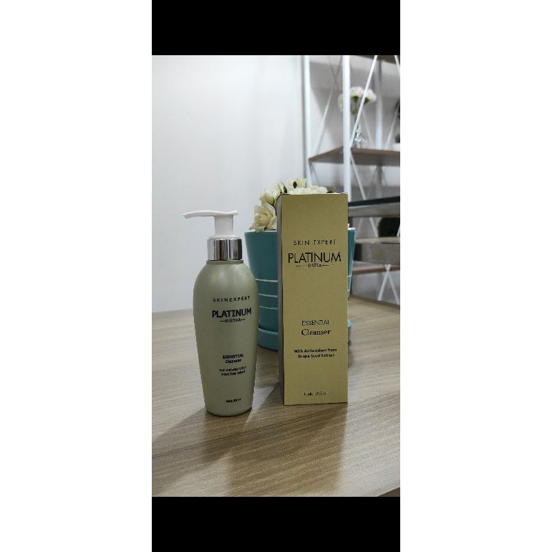 Ristra Platinum essential cleanser