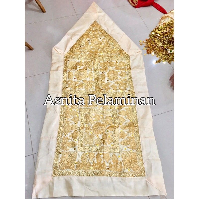 kain bantal gadang bordir benang lame dekorasi pelaminan padang