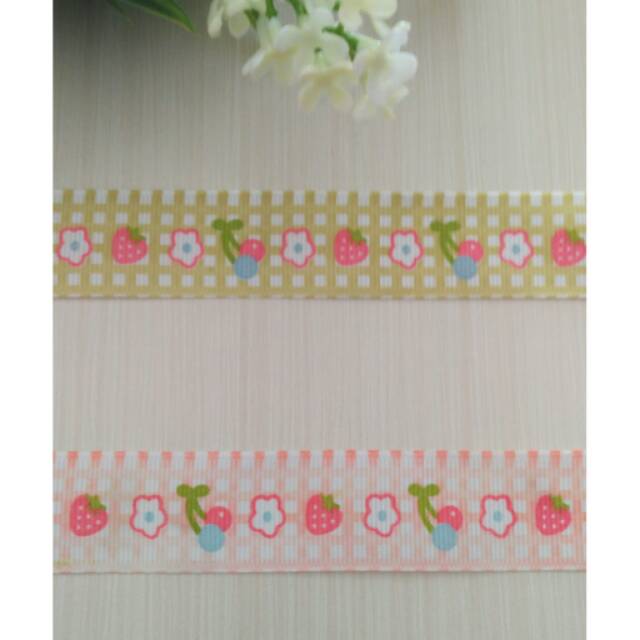 

Pita Motif Strawberry dan Cerry