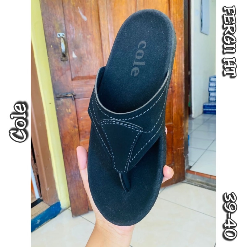 Sandal Cole Fergi1