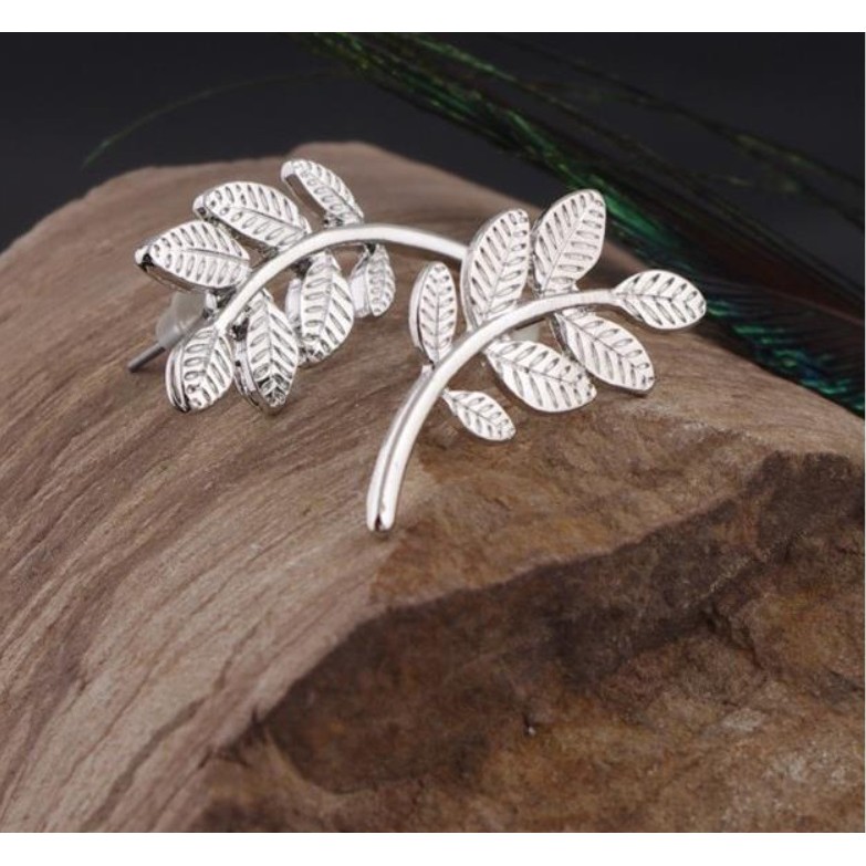 Anting Tindik Wanita E78 DAUN Korea Fashion Women Earring Diamond Touch Pesona Giwang Cewe