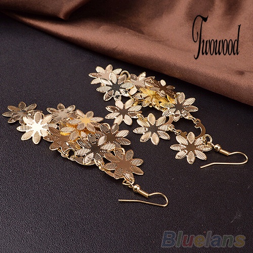 Anting Kait Gantung Desain Snowflakes Multilayer Bahan Alloy Gaya Vintage Untuk Wanita