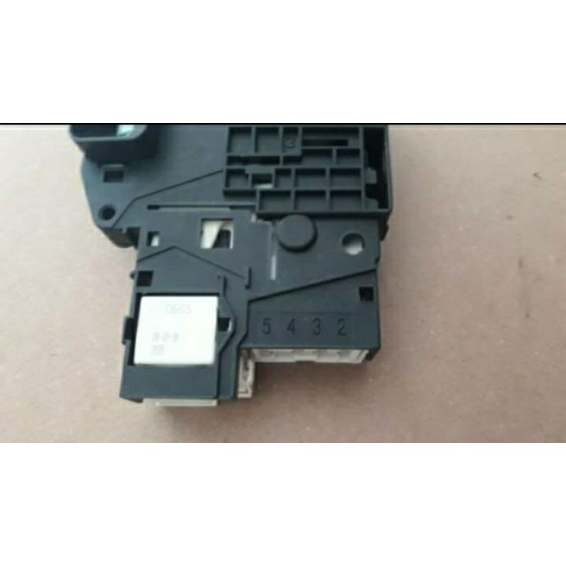 Door Lock Switch Pintu Mesin Cuci LG Front Loading F1014NTGW