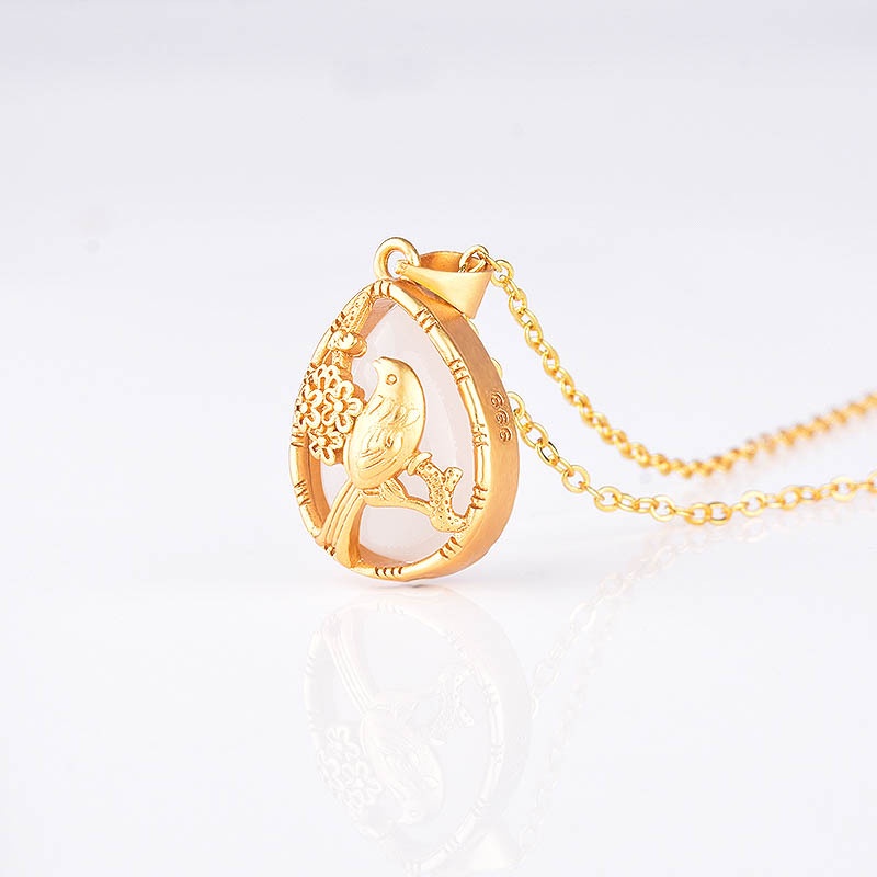 [Ready Stock]Fashion Gold-Plated Lotus Necklace Inlaid with Jade Pendant