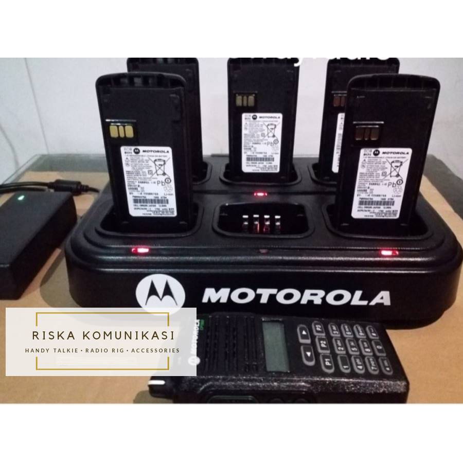 CHARGER HT MOTOROLA CP1660 CP1300 isi 6 / CHARGER HT MOTOROLA CP 1660