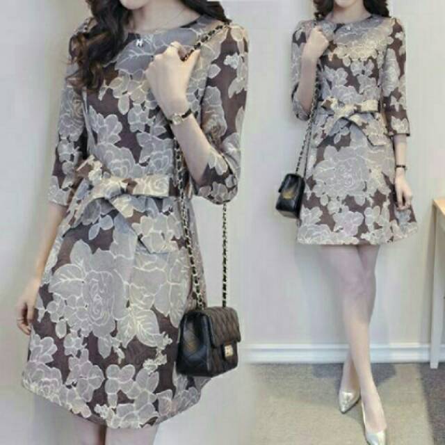 DRESS YIYI FLOW  DRESS BAHAN SPANDEK SABLON