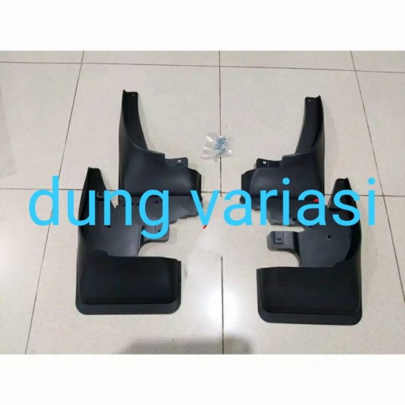 mudguard karpet lumpur new innova 2008-2015