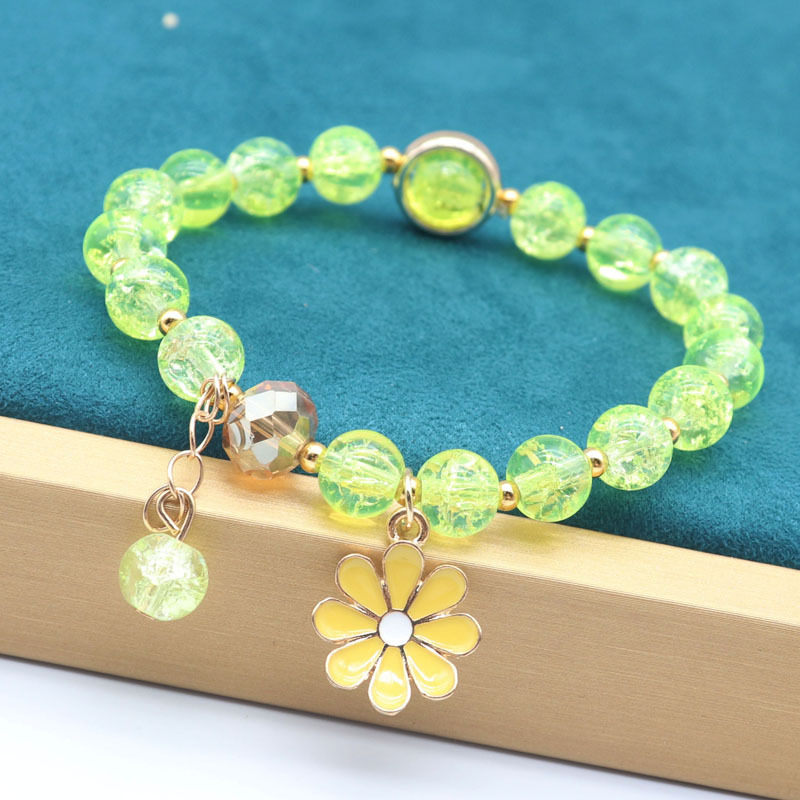 Multi- Layers Crystal Bracelet With Daisy Flowers  /Daisy Bracelet   / Transparent Crystal Flower Bracelet / Handmade Elastic Bracelets