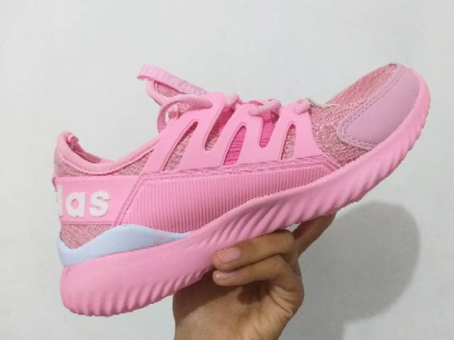 Sepatu Adidas Alphabounce Soft Pink Sneakers Sport Wanita Kerja Kuliah Kado Hadiah Berkualitas Keren