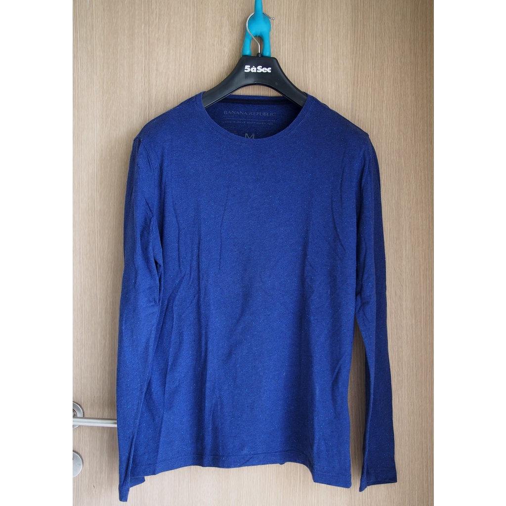 KAOS BANANA REPUBLIC Tangan Panjang